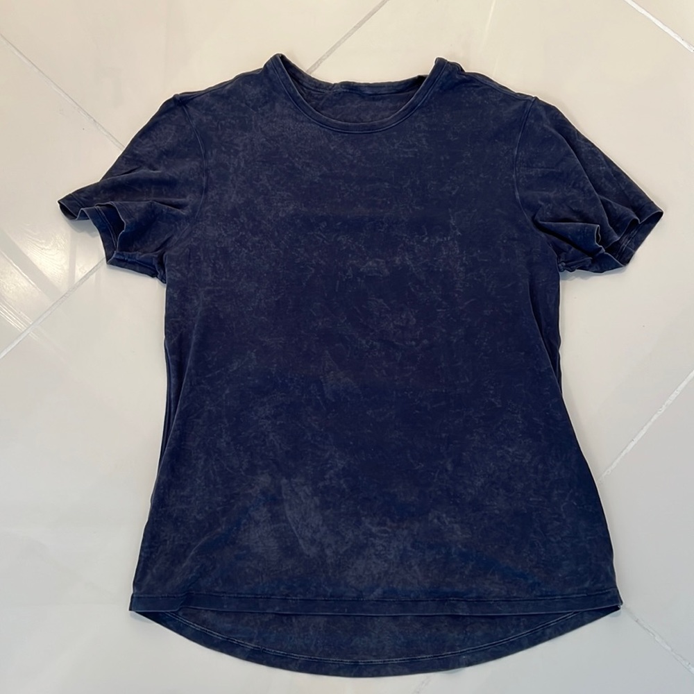 Lululemon mens XL t shirt